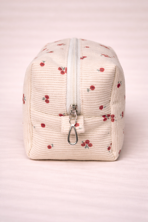 Necessaire canelada cerejas